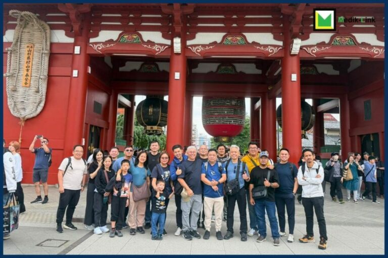 10.-Medik-Link-10.-Japan-Trip-Group-Photos-@-Sensoji-Temple-1024x683
