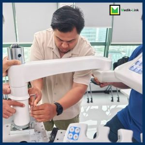 Medik-Link Engineers training at Planmeca Digital Academy Shanghai 2