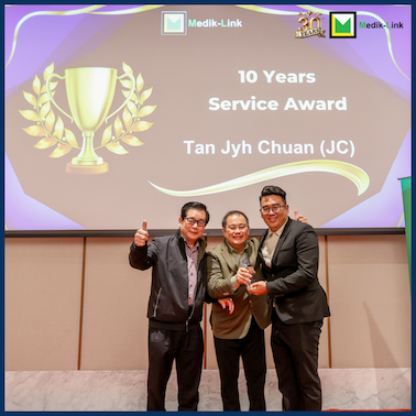 Medik-Link 30th Anniversary - 10 years long service award - JC