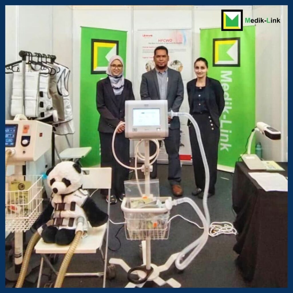 Medik-Link Team at NACCC-Namo Medical Equipment Exhibition, MITC Melaka